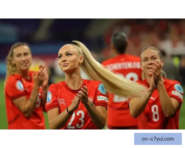 官方宣布莱斯特女足签下莱曼