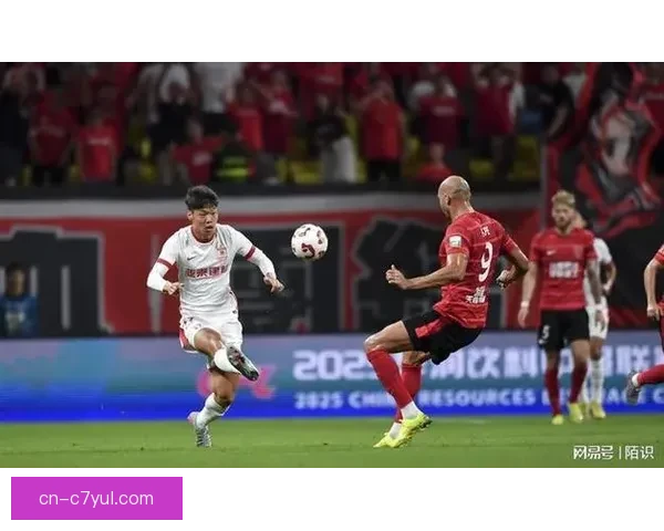 李平康曝贺一然加盟泰山玄智健