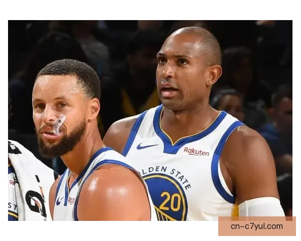 勇士险胜火箭 格林霍福德表现出色 勇士险胜火箭 格林霍福德表现出色